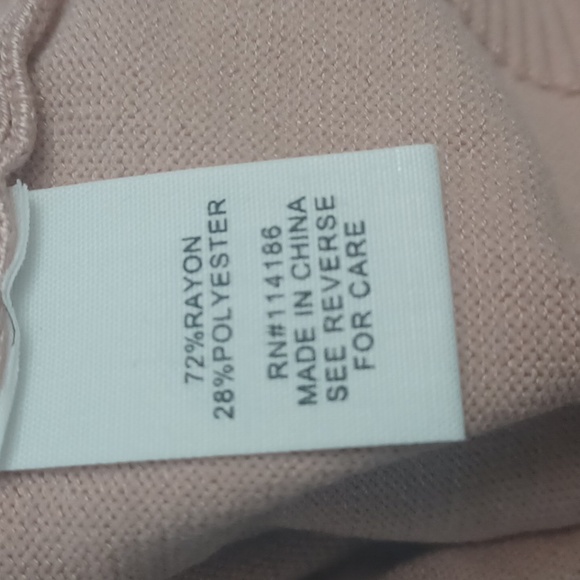 NWT 89th & Madison Mohave Pink Sweater with Button Detail Women's size XL - Picture 9 of 11